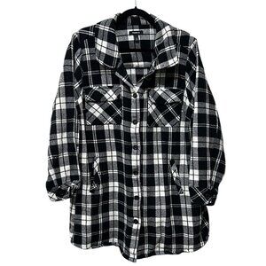 Torrid Black & White Plaid Shacket • Women’s Sz 3 • Cinched Waist Cotton Shirt